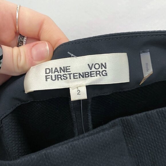 Diane Von Furstenberg black Waffled Tapered Pants - Picture 4 of 4